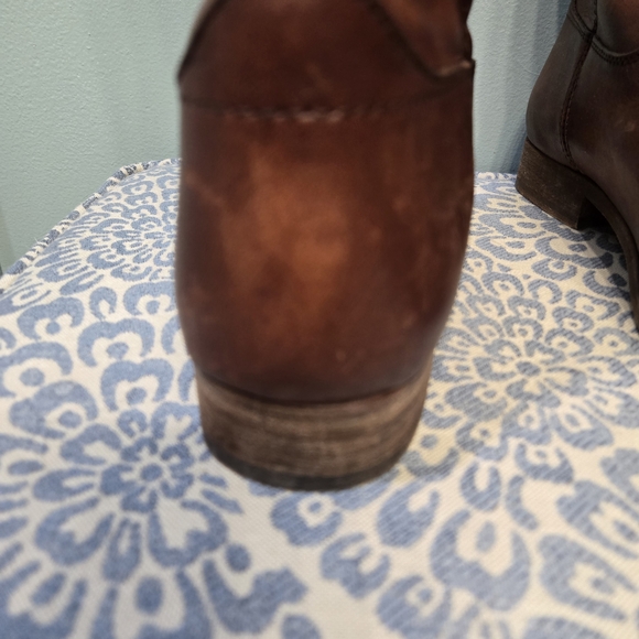 Frye Women's Brown Heeled Boots - Picture 7 of 16